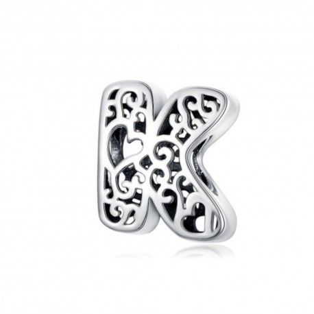 Charm alfabeto en plata de Ley letra K con corazones