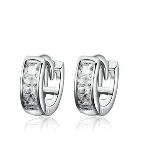 Silver earrings with zirconia